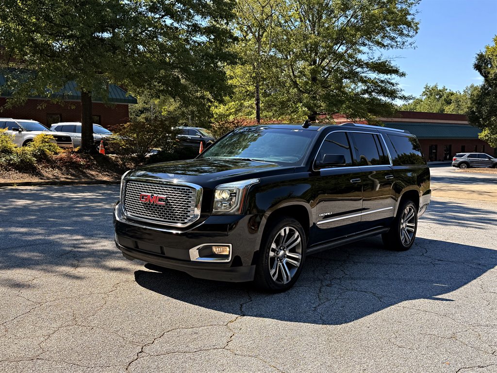 gmc yukon xl 2017 1GKS1HKJXHR143057 image gmc yukon xl 2017 1GKS1HKJXHR143057 image